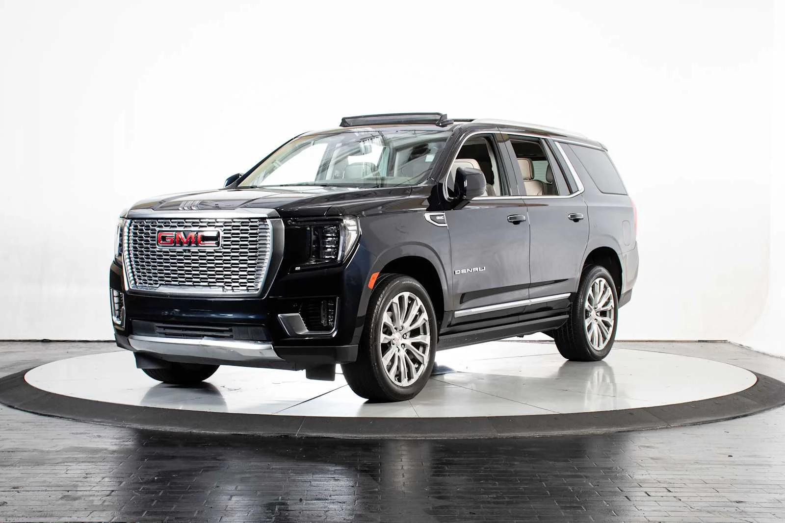 2023 GMC Yukon 2WD Denali's photo