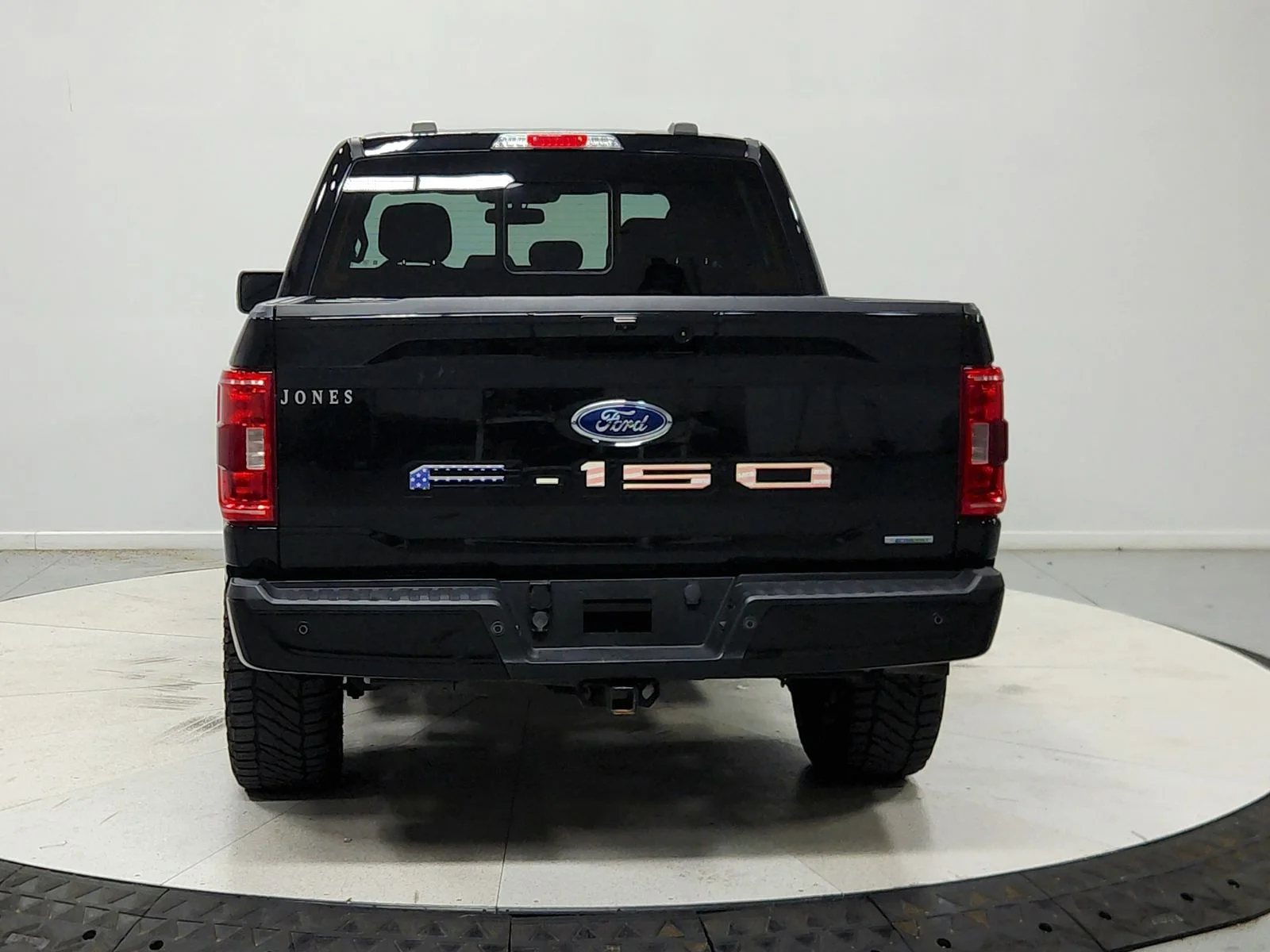 Used 2021 Black Ford XLT image 7