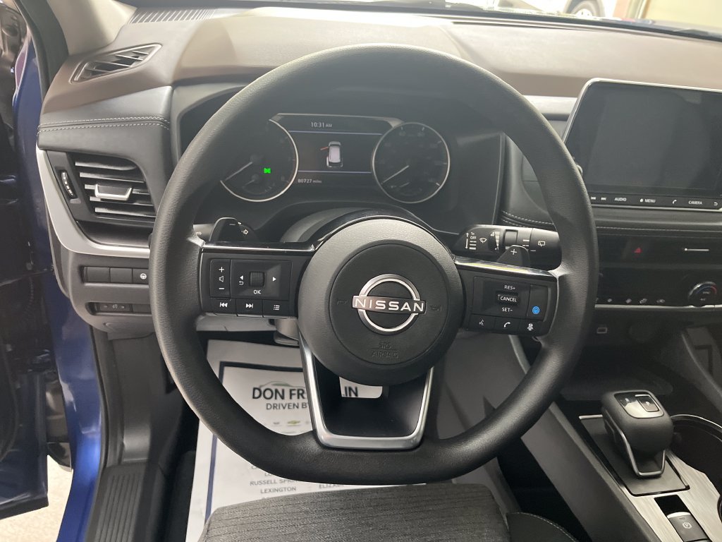 Used 2023 Blue Nissan SV image 16