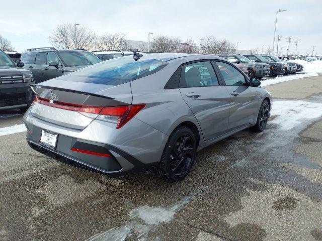 New 2026 Fluid Metal Hyundai SEL Sport image 6