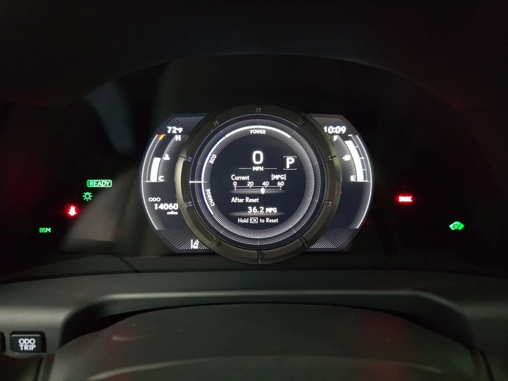 Used 2024 IRIDIUM Lexus 300h F SPORT Handling image 22