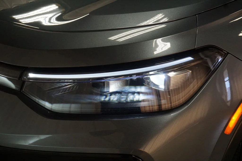 New 2026 Gray Volkswagen 2.0T SE R-Line Black image 31