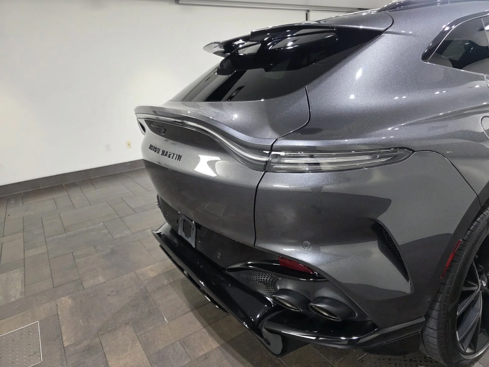 Used 2025 Xenon Grey Aston Martin 707 image 8