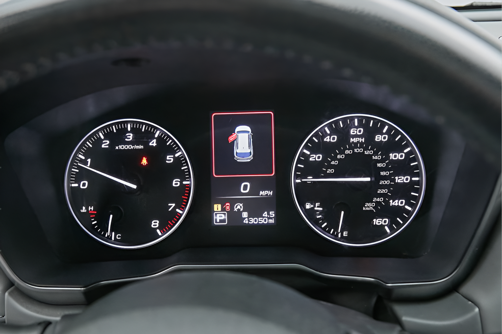 Used 2023 Crystal White Pearl Subaru Onyx Edition image 24