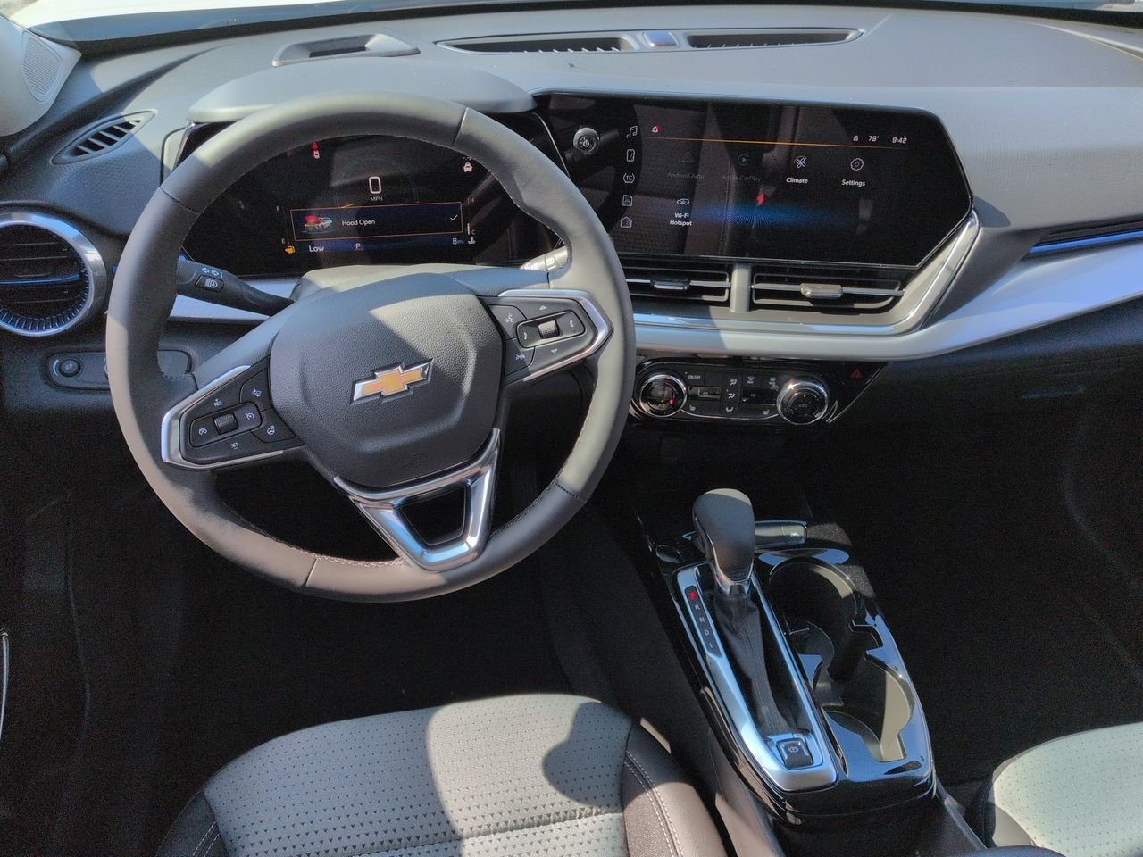 2026 Chevrolet Trax LT - Photo 21