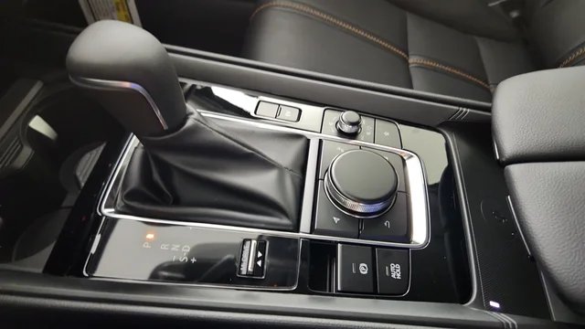 2025 Mazda CX-50 Premium Plus - Photo 17
