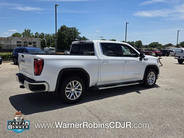 Used 2022 White GMC SLT image 14