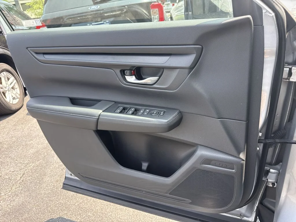 Used 2024  Honda EX image 25