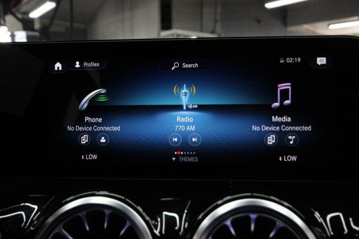 Used 2022 Black Mercedes-Benz GLA 250 image 25