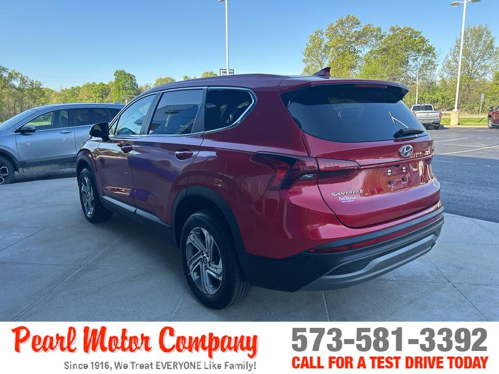 Used 2021 Red Hyundai SE image 6