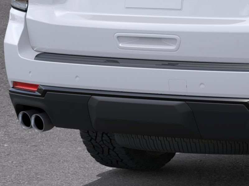 New 2026 Summit White Chevrolet Z71 image 14