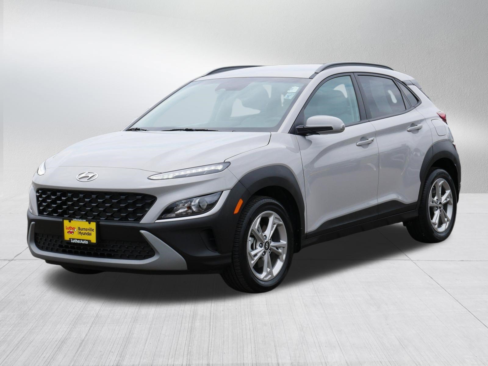 Certified Used 2023 Cyber Silver Hyundai SEL image 3