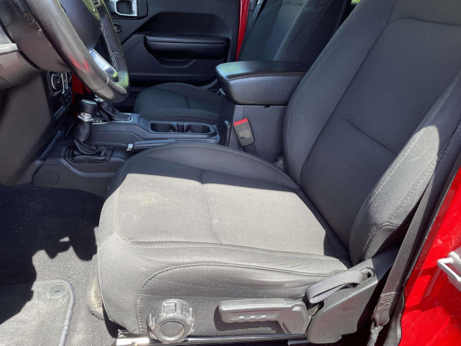 Used 2020 Firecracker Red Clearcoat Jeep Sport S image 17