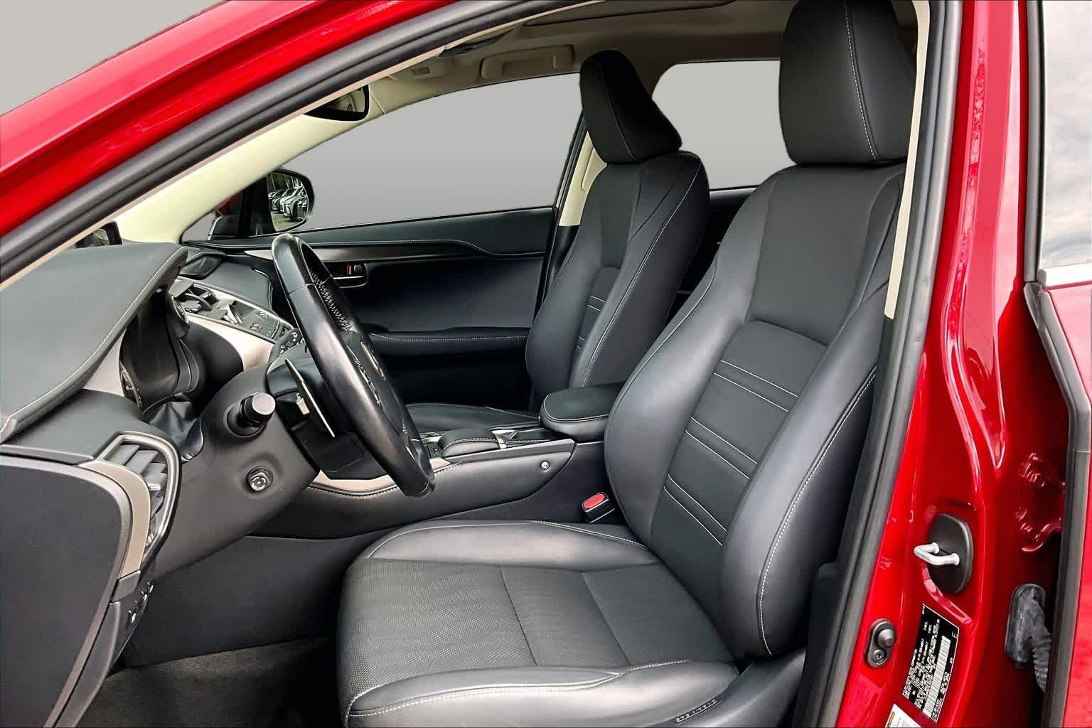 Used 2020 Matador Red Mica Lexus  image 8