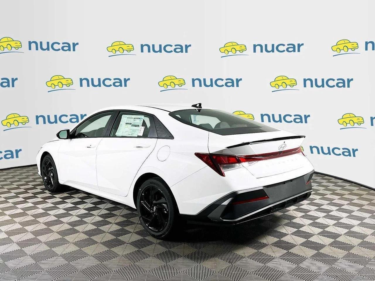 2026 Hyundai Elantra — photo 5