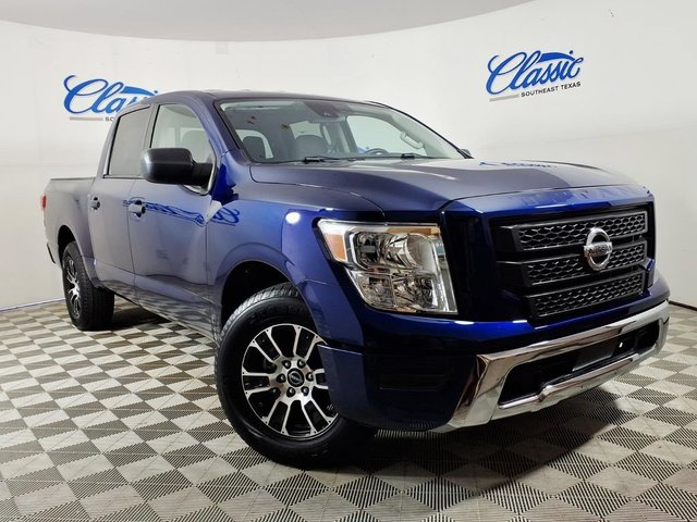 Pre-Owned 2023 Nissan Titan SV