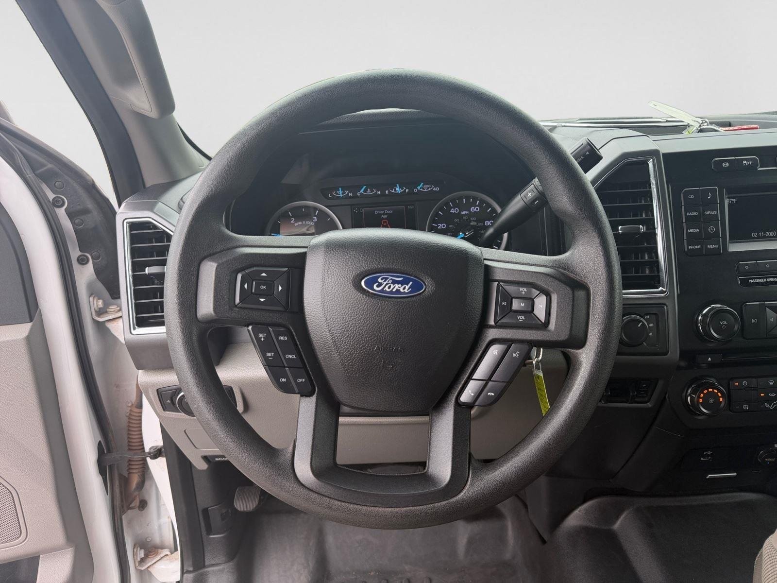 2018 Ford F-350 Super Duty XLT - Photo 11