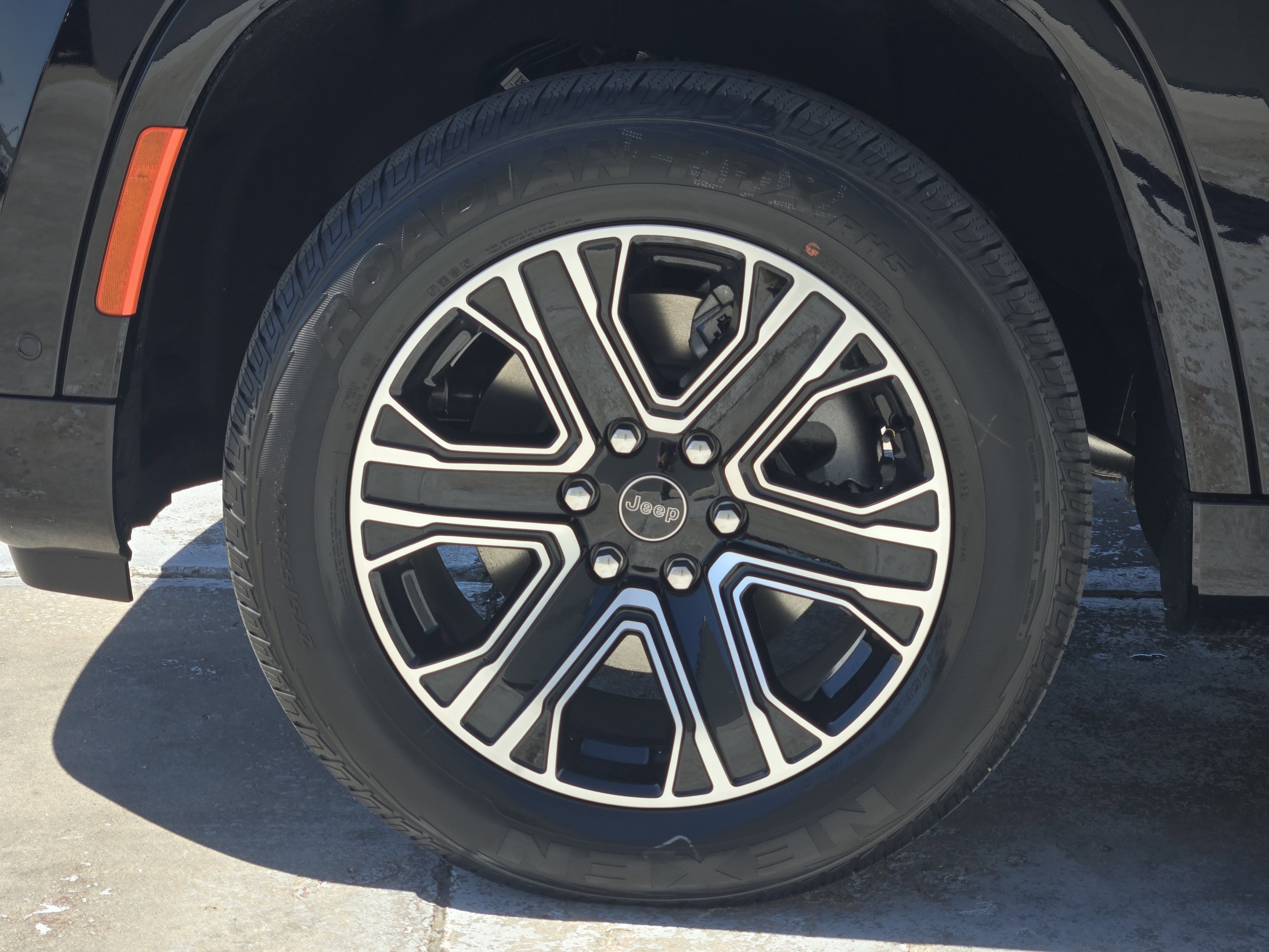 New 2026 High Gloss Black Exterior Paint Jeep  image 10