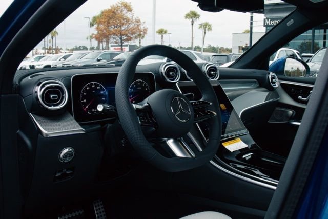 New 2026 Starling Blue Metallic Mercedes-Benz GLC 300 image 27