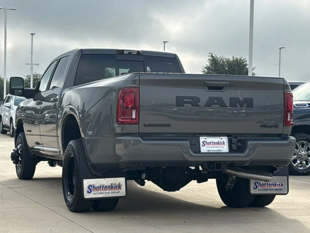 New 2026 Ceramic Gray Clear-Coat Exterior Paint RAM Laramie image 7