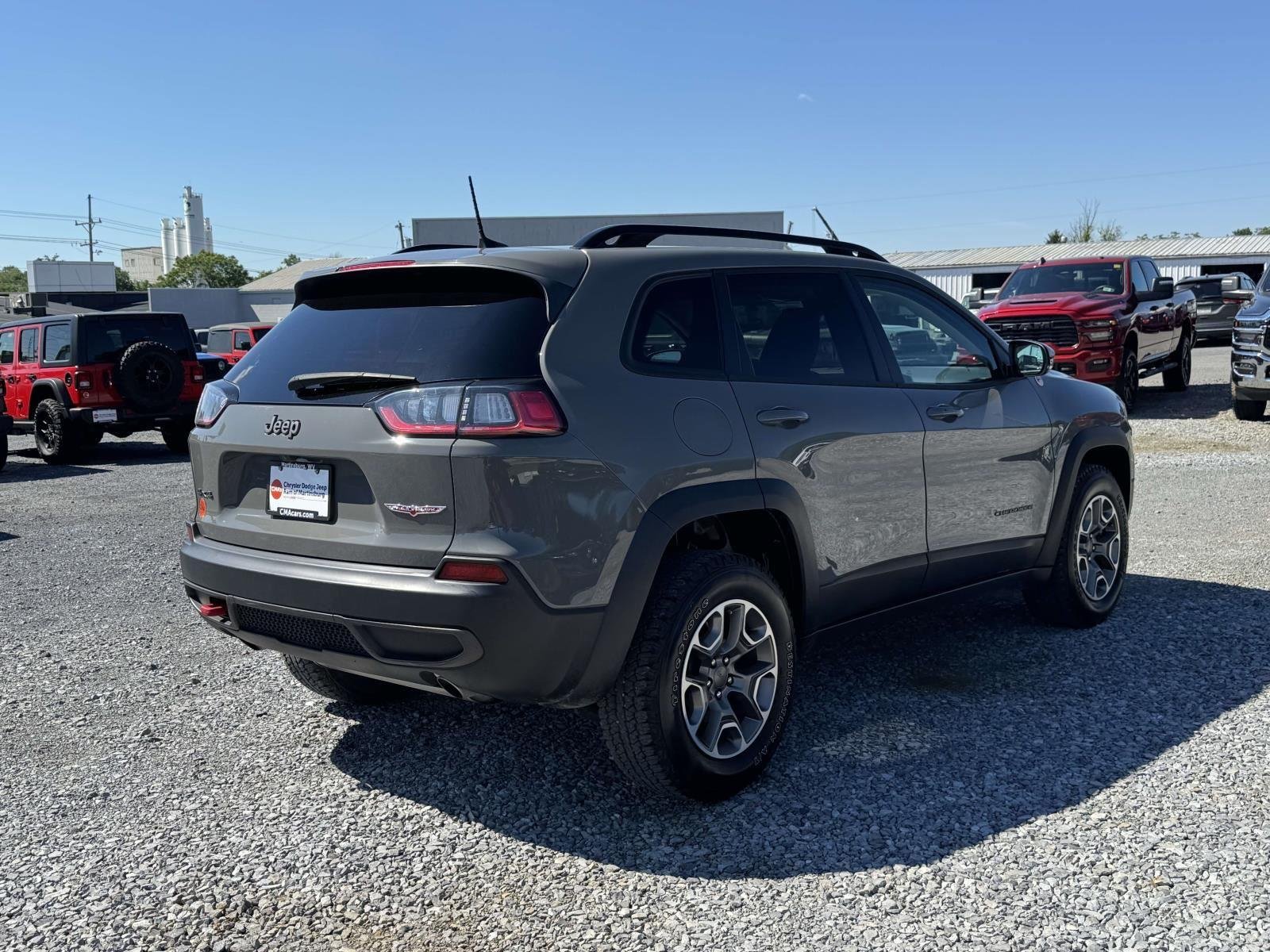 Used 2022 Sting-Gray Clearcoat Jeep Trailhawk image 24
