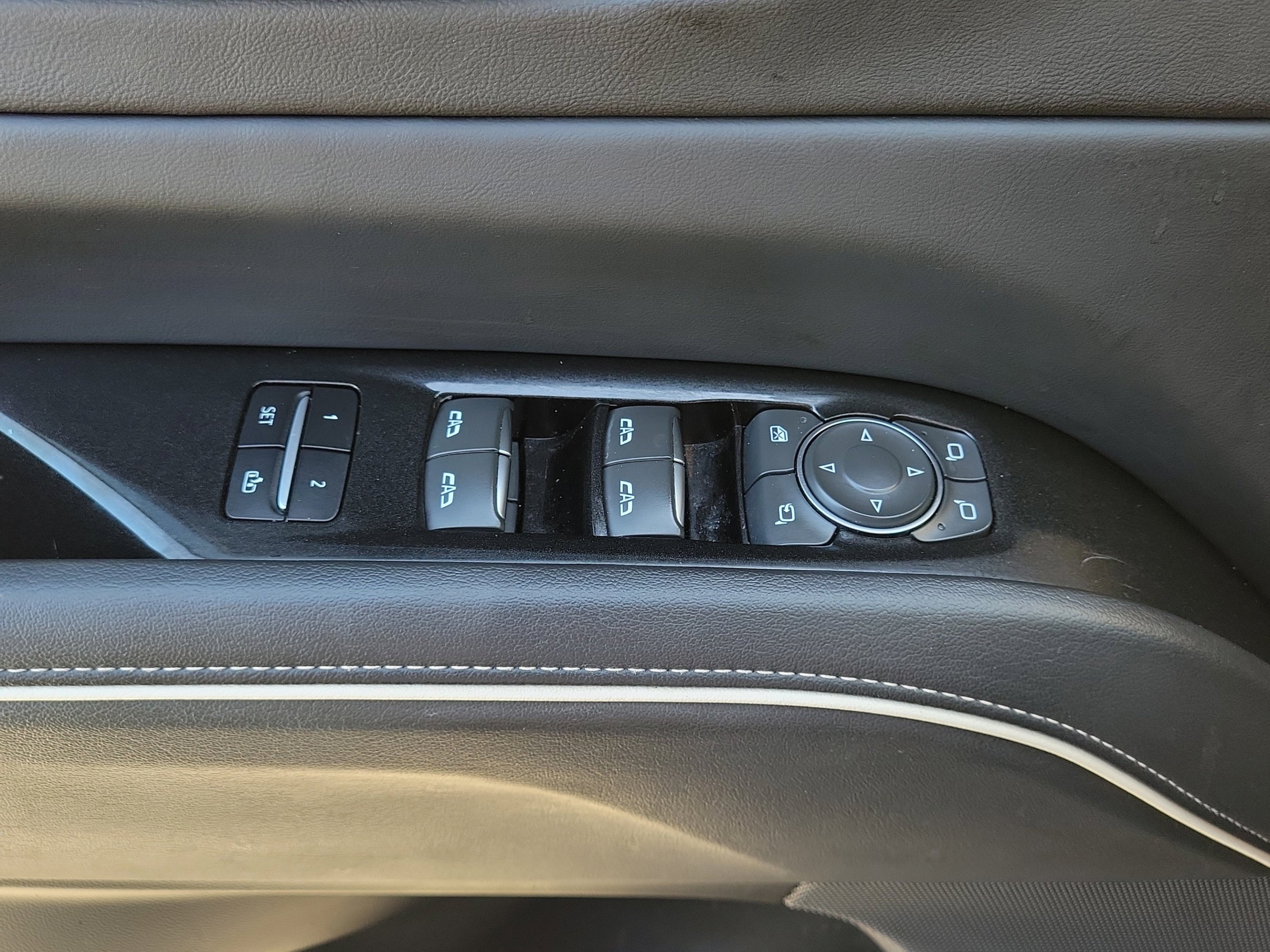 Used 2022 Black Raven Cadillac Sport image 29