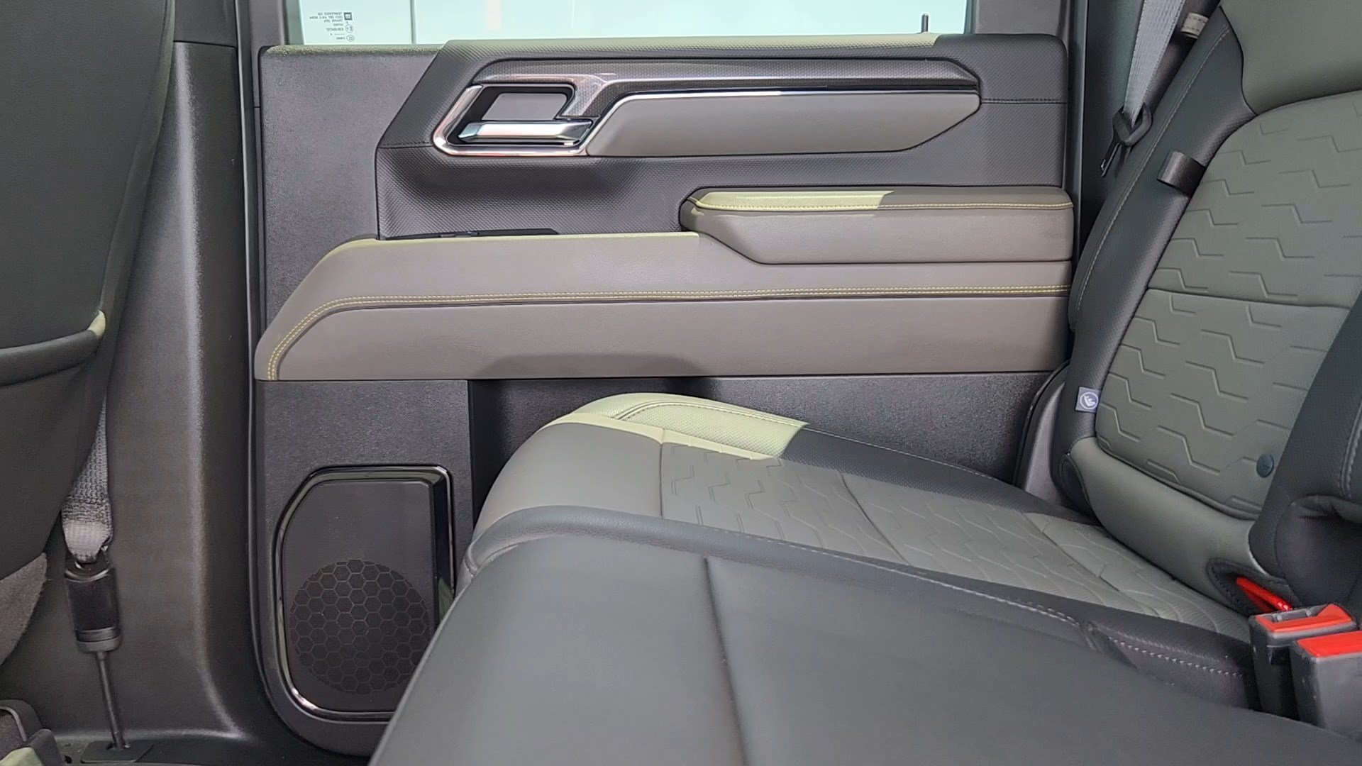2024 Chevrolet Silverado 2500HD ZR2 - Photo 16