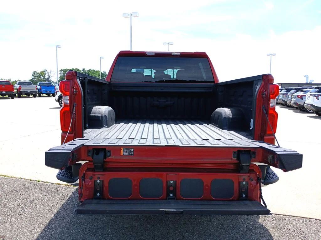 2023 Chevrolet Silverado 1500 LTZ - Photo 27