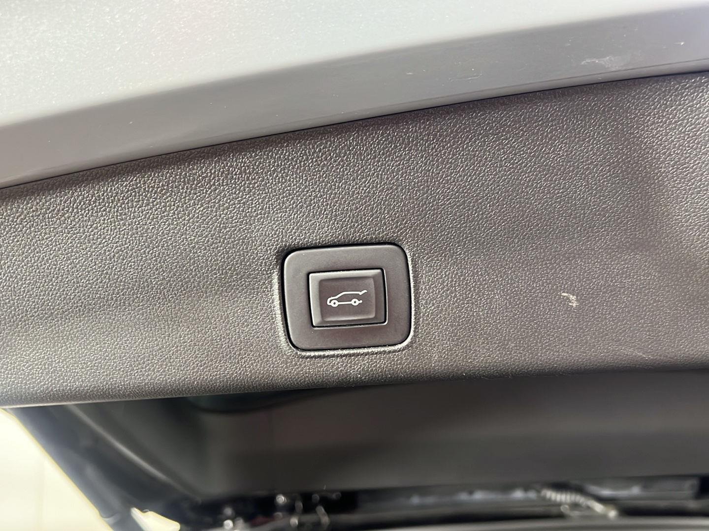 Used 2023 Sterling Gray Metallic Chevrolet RS image 7