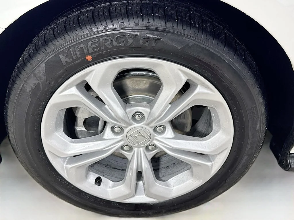 New 2026 Platinum White Pearl Honda LX image 13