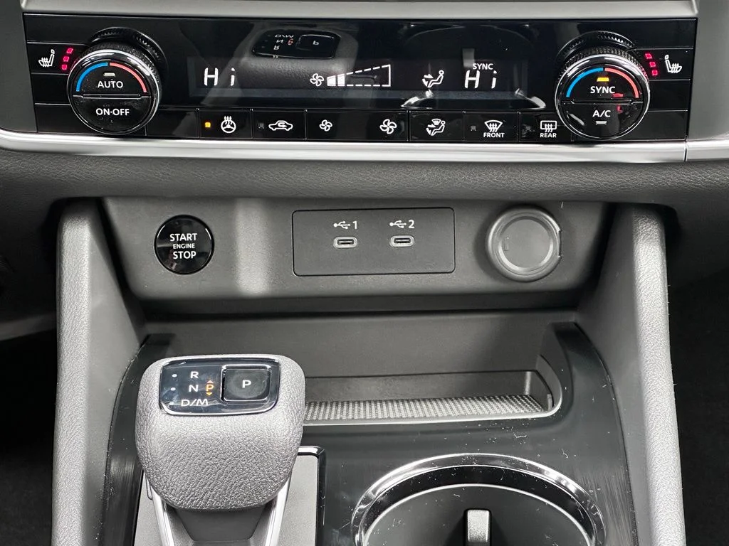 New 2026 Everest White Pearl Tricoat Nissan Dark Armor image 24