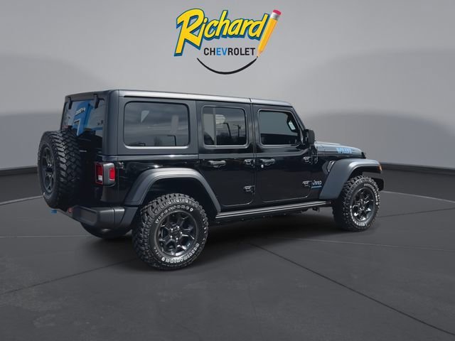 Used 2023 Black Jeep 4x4 image 8