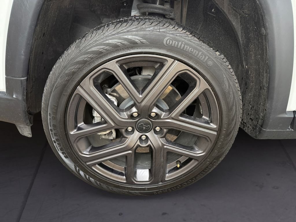 Used 2026 White Jeep Limited image 9