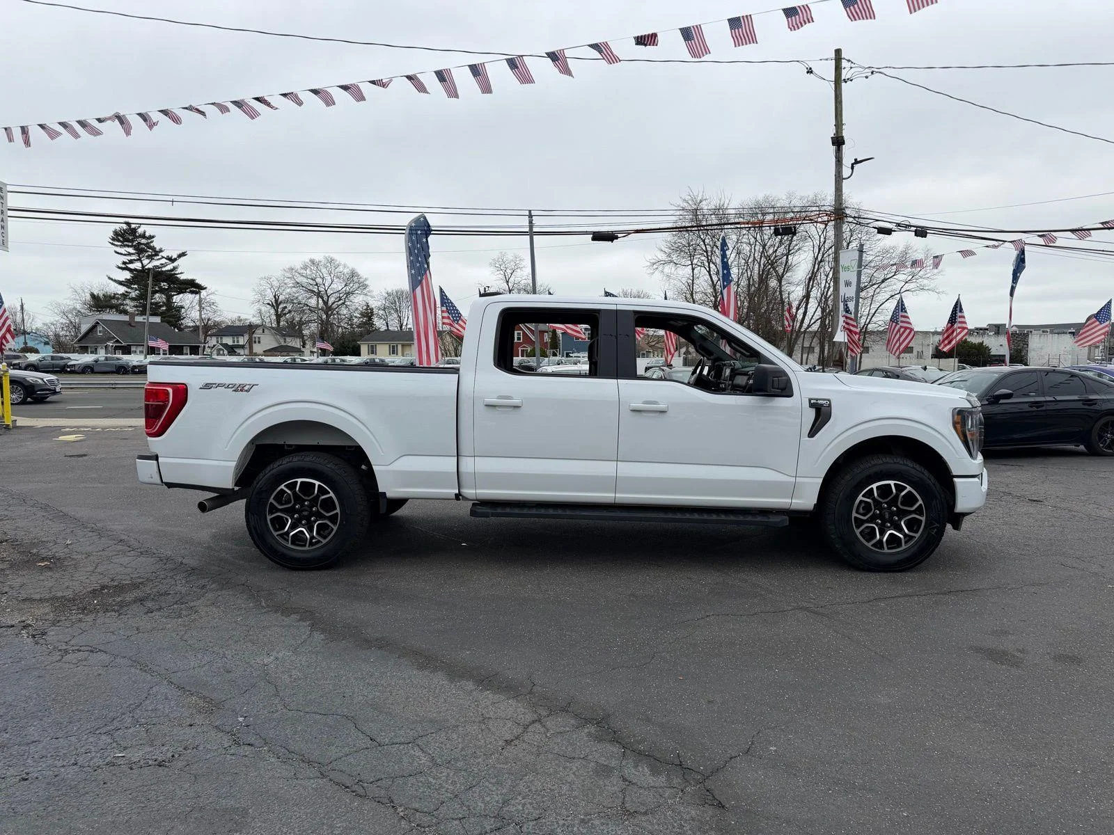 2023 Ford F-150 XLT - Photo 8