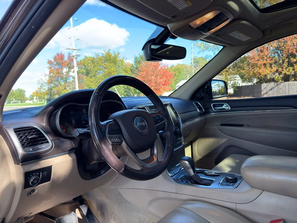 Used 2018 Brown Jeep Overland image 23