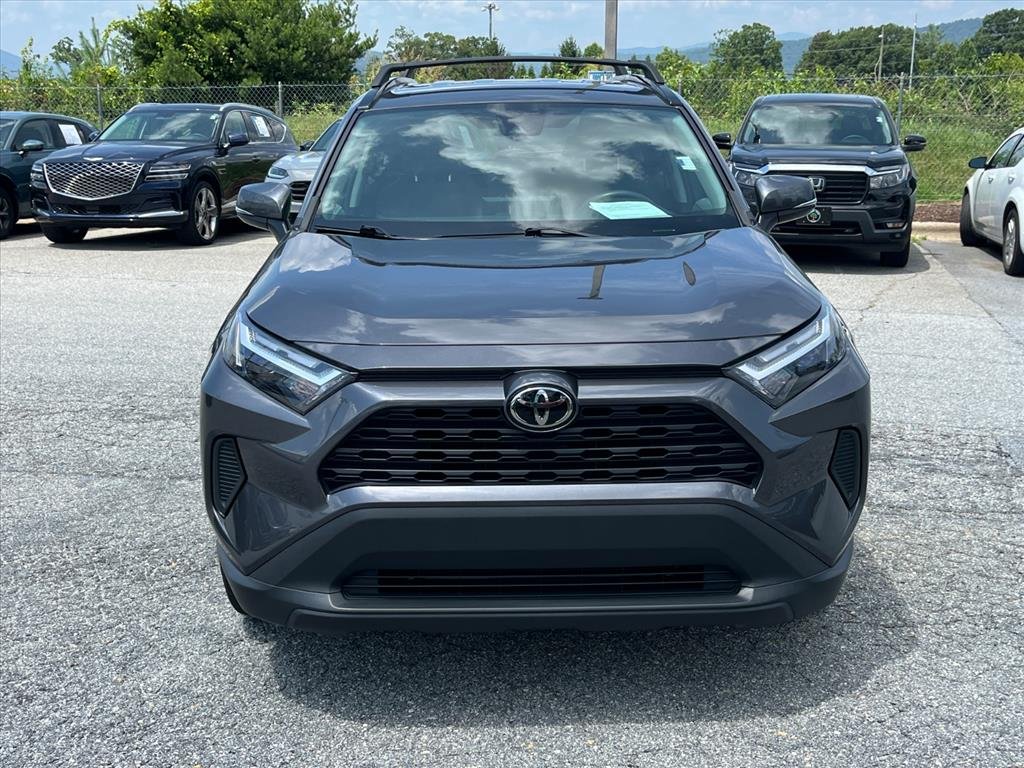 Used 2022 Magnetic Gray Metallic Toyota XLE image 6