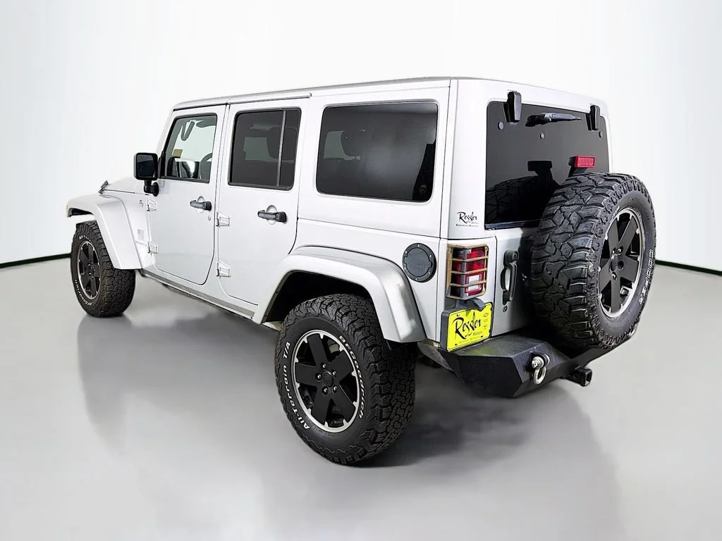 Used 2012 Silver Jeep Altitude image 8