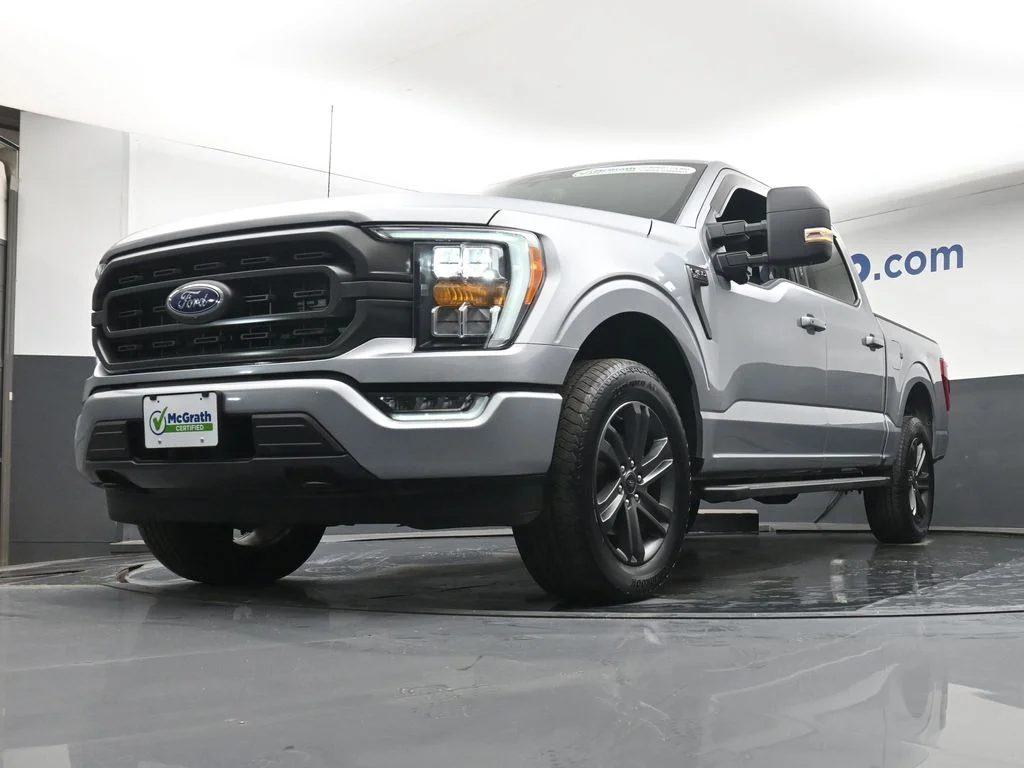 Used 2023 Silver Ford XLT image 7