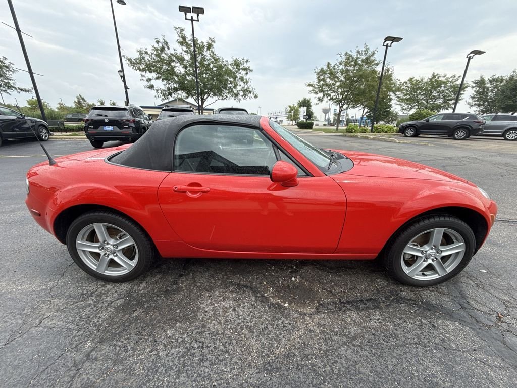 Used 2006 Red Mazda Base image 4