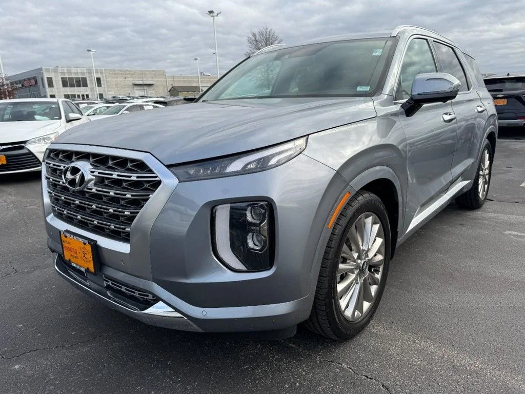 Used 2020 Silver Hyundai Limited image 8