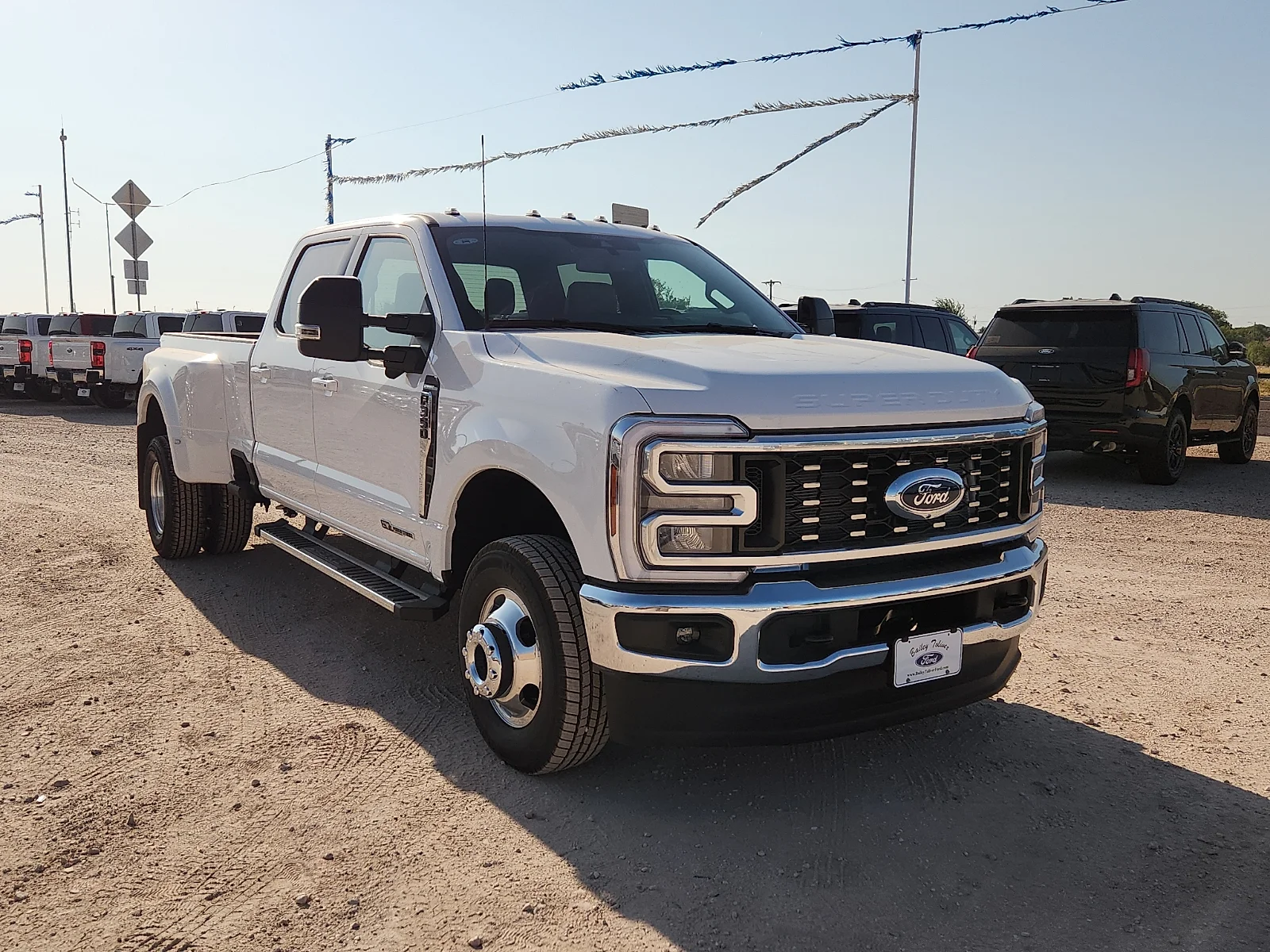 New 2026 Oxford White Ford Lariat image 1