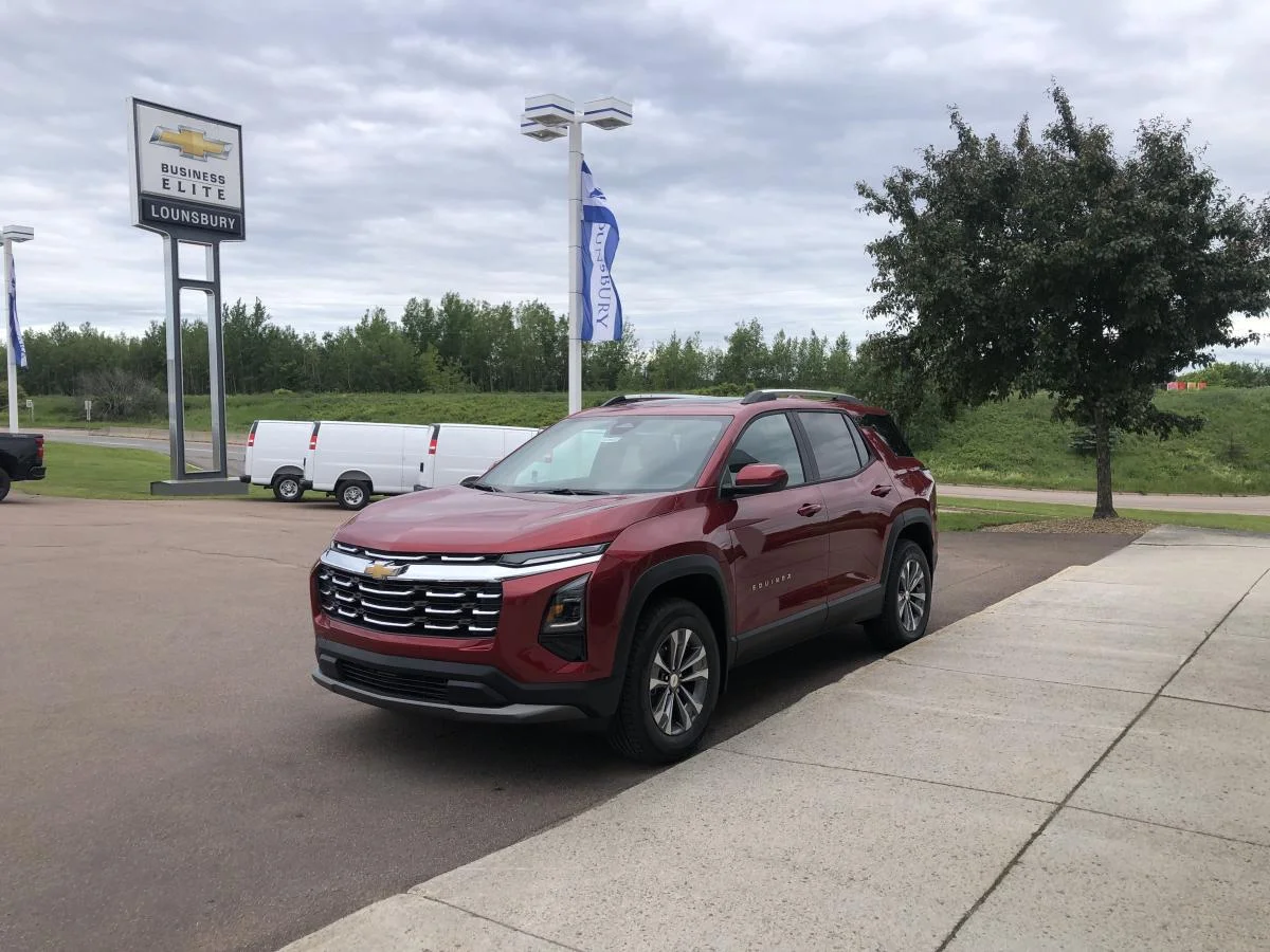 New 2026 Red Chevrolet Awd 4dr Lt 2lt image 4