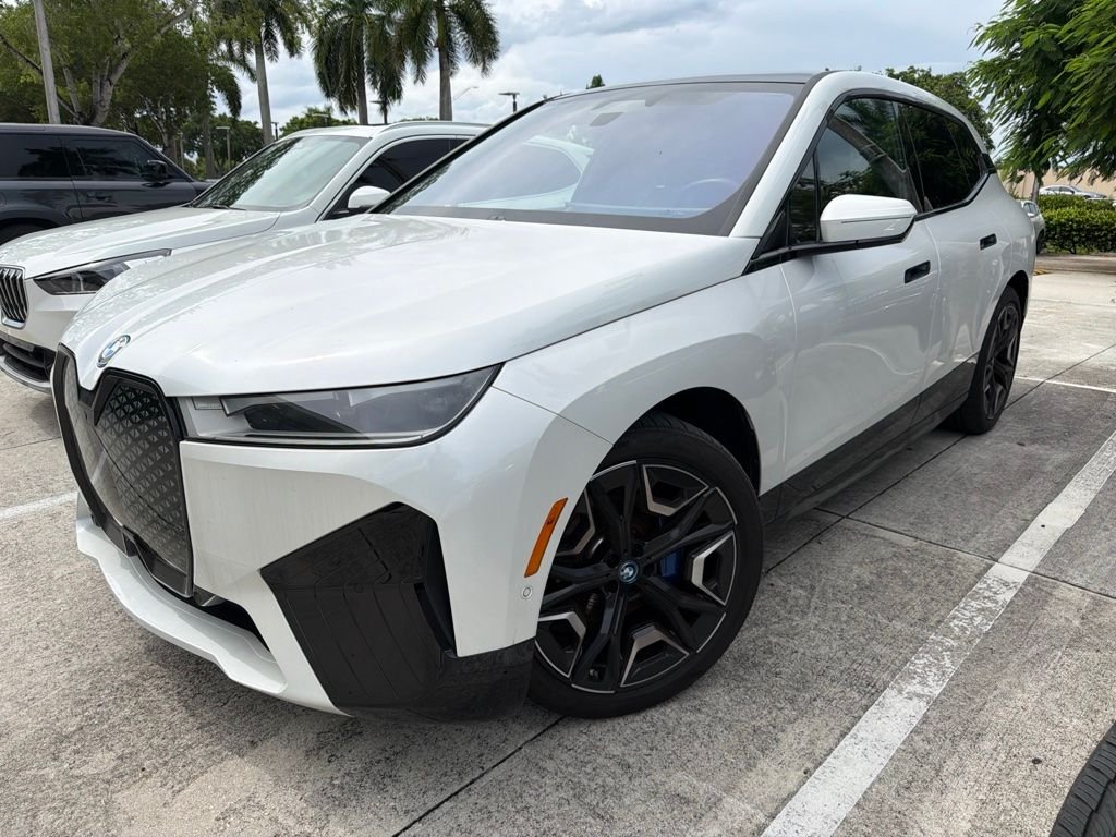 Certified Used 2024 Mineral White Metallic BMW xDrive50 image 1