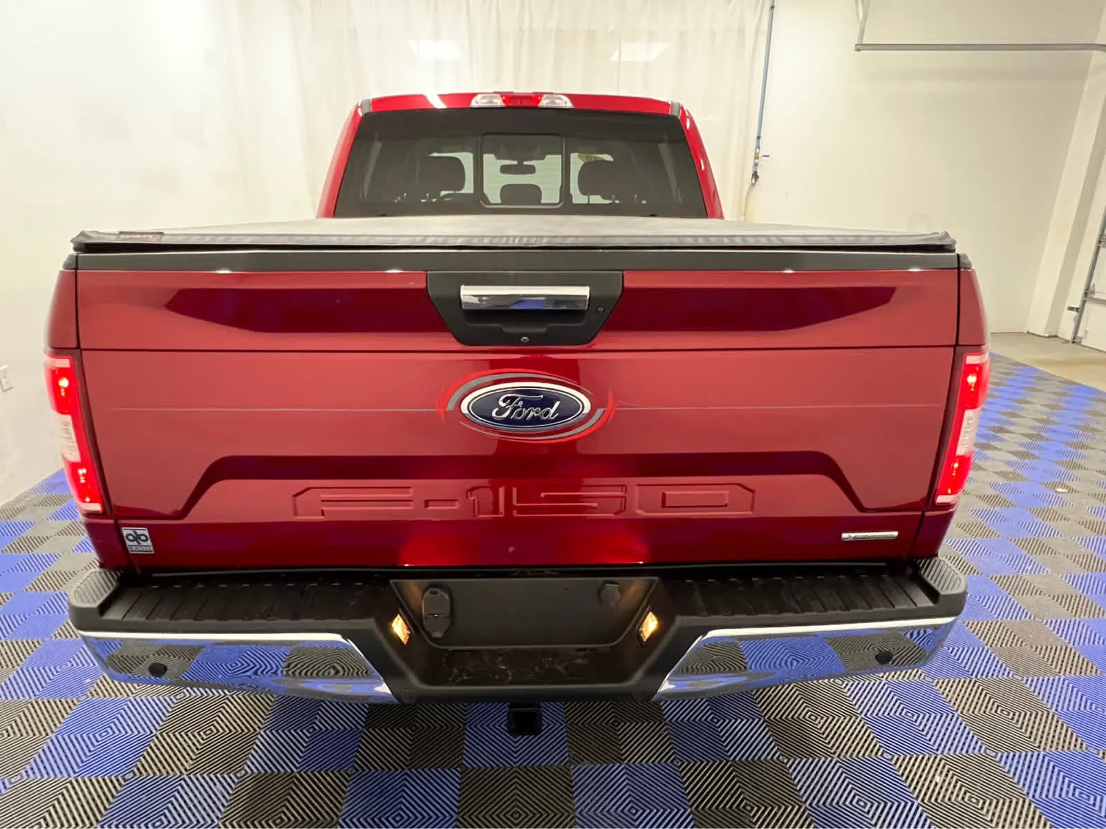Used 2019 Ruby Red Metallic Tinted Clearcoat Ford XLT image 14