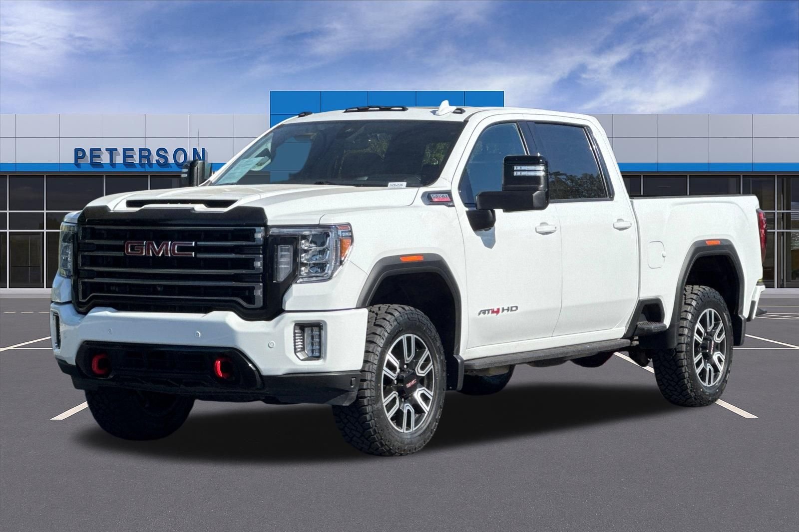 Used 2022 White GMC AT4 image 8