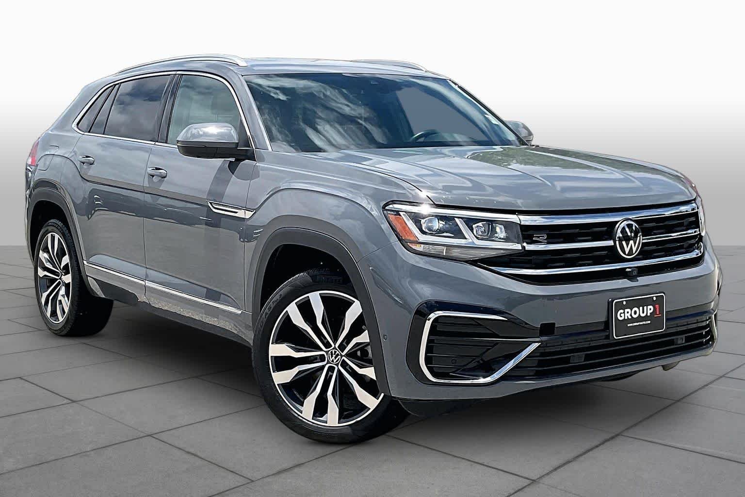 Pre-Owned 2023 Volkswagen Atlas Cross Sport 3.6L V6 SEL Premium R-Line