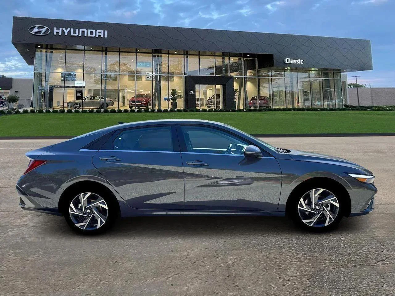 New 2026 Ecotronic Gray Pearl Hyundai Limited image 8
