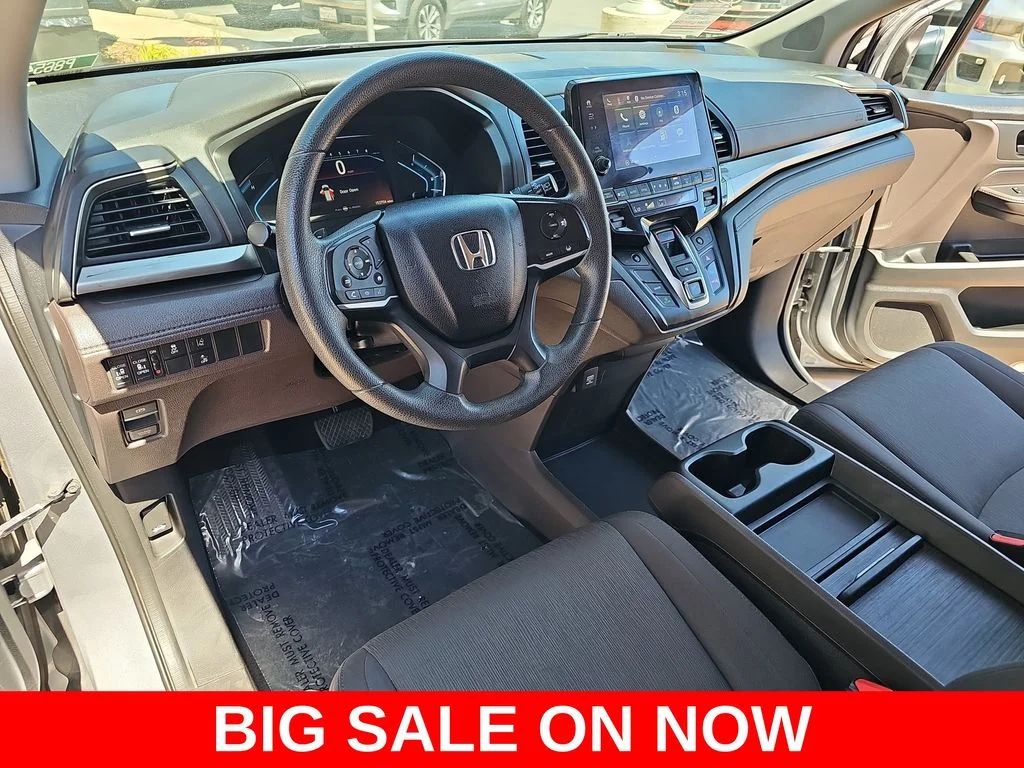 Used 2019 Blue Honda EX image 16