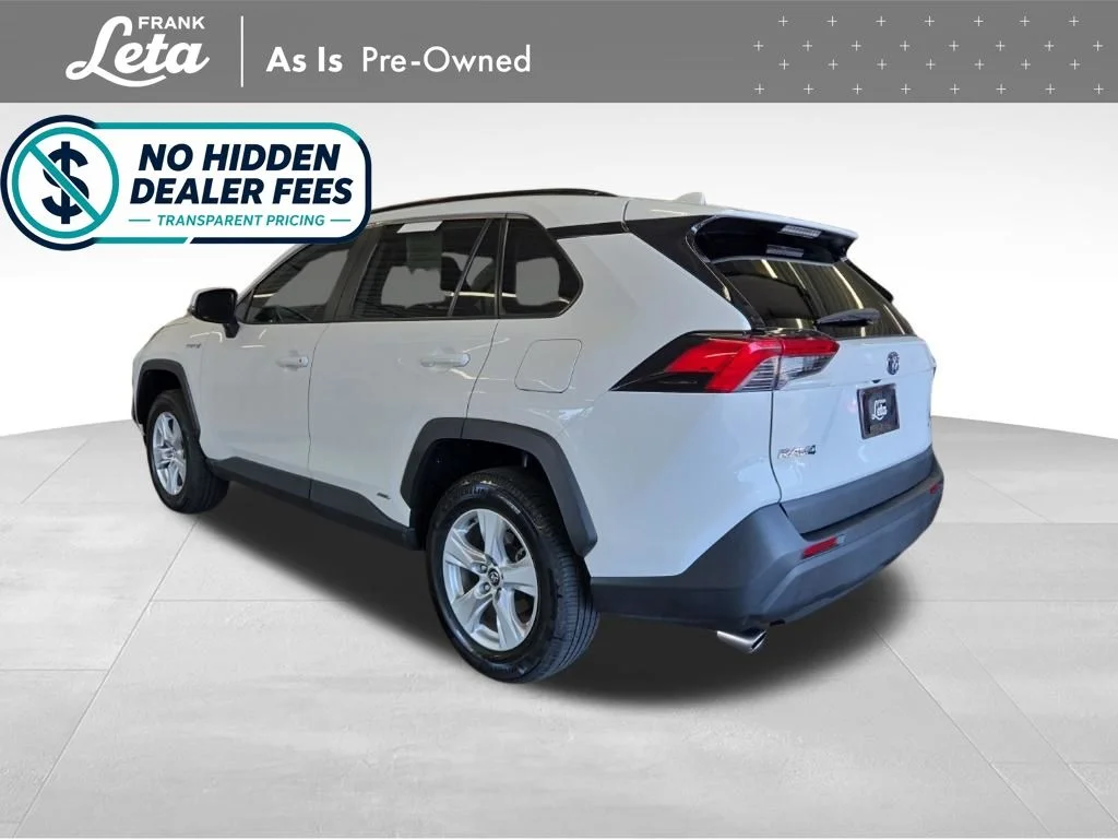 Used 2021 White Toyota XLE image 4
