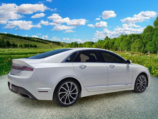 Certified Used 2019 White Lincoln Reserve image 6